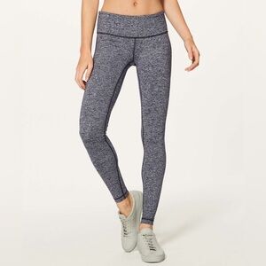 Lululemon low rise Wunder Under leggings